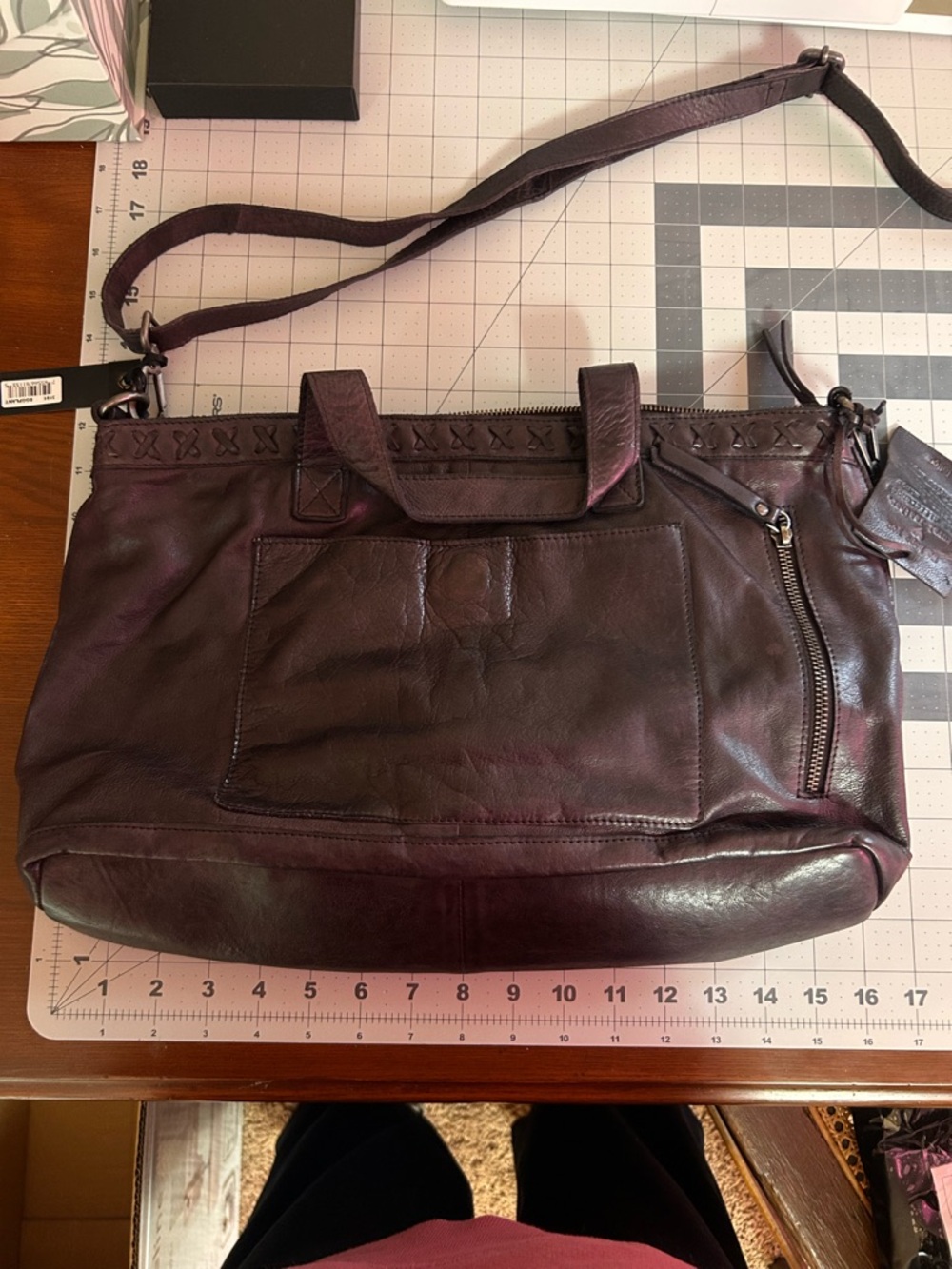 Latico Eggplant Crossbody NWT - Picture 6 of 7